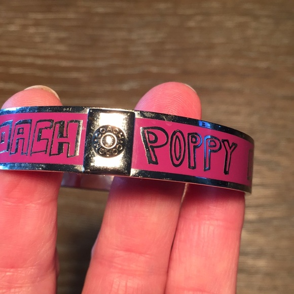 Coach Poppy bangle bracelet pink & silver tone - Picture 6 of 6